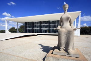 Foto Sitraemg ingressa com ação para reconhecimento de revisão geral de 21,3%