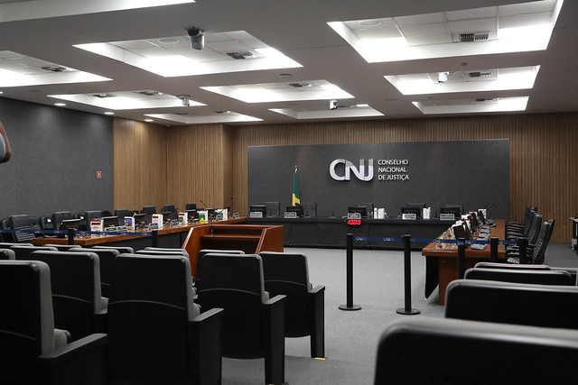 Advocacia nos Conselhos
